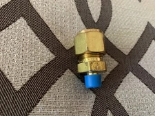 Parker8-2-FBZ-B Connector Male 1/2T - 1/8THD Brass