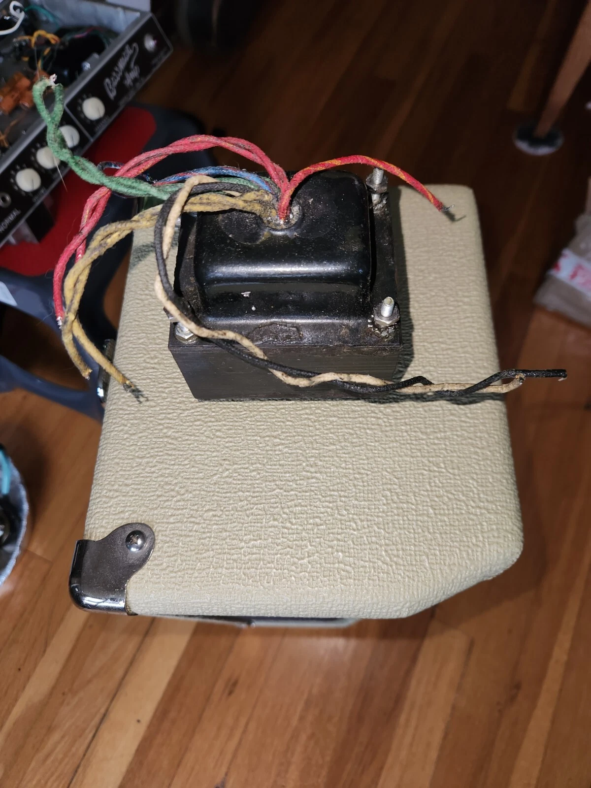 Picture 1 of 5