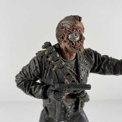 T-800 T2 Terminator 2 Judgment Day Movie Maniacs Series 4