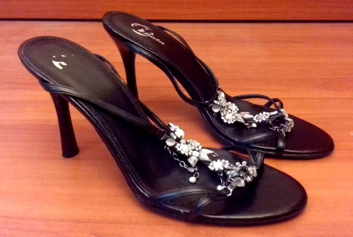 Sandali argento hotsell bata