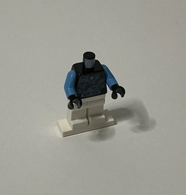 Lego DC Mr. Freeze Minifigure Torso ~ From Set 76000