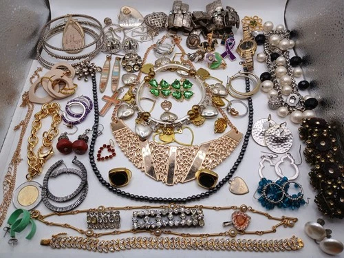 Vintage Gold And Silver Toned Costume Jewelry Necklaces, Rings, Earrings Lot #3