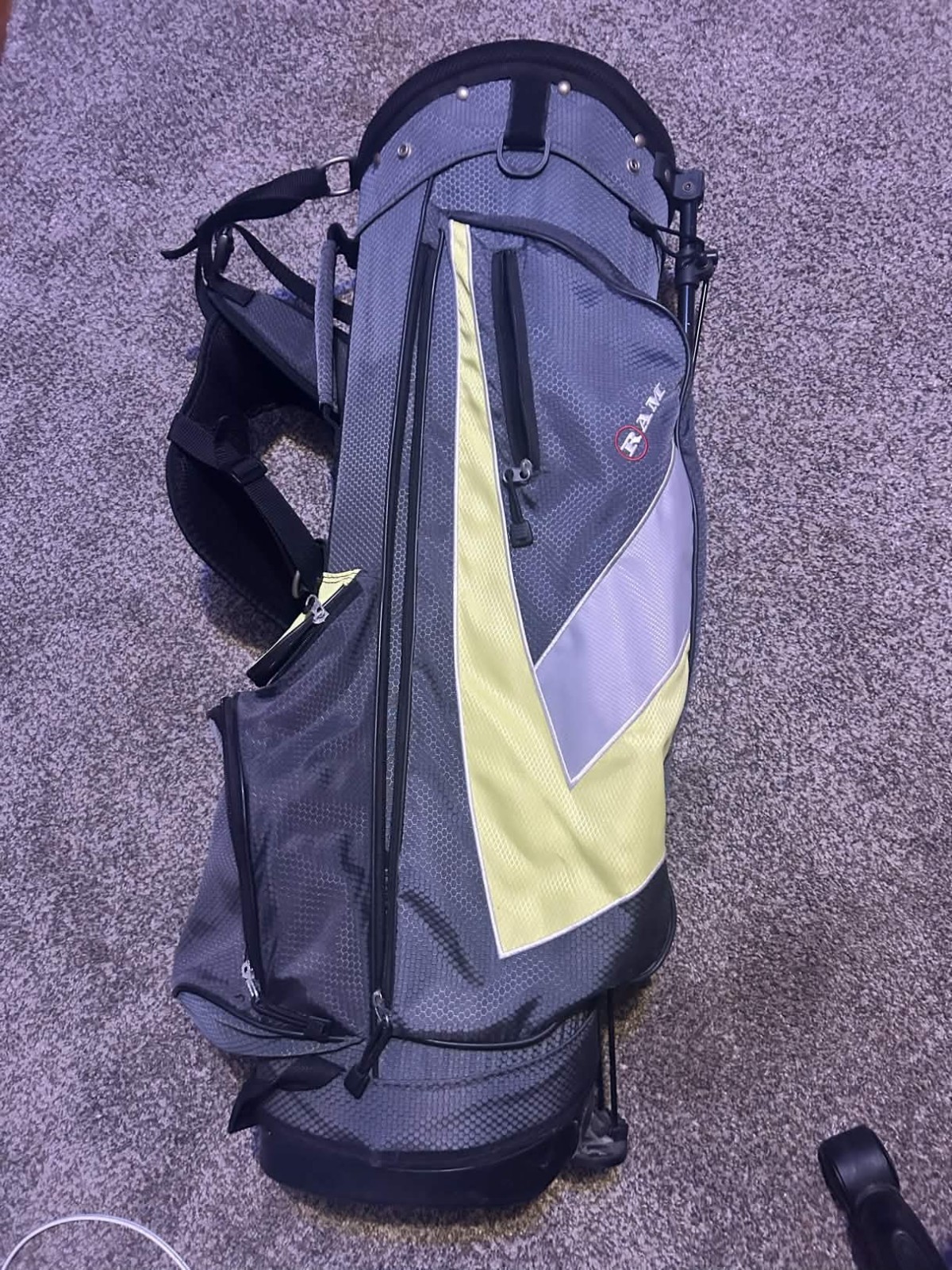 Ram / Green & Gray accent Golf Cart Bag w/ 6-Way Club Divider & Several Pockets