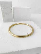 goldener Armreif aus massivem Messing,  breiter Statement  Chunky Armreif