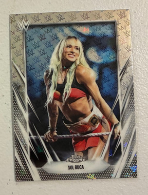 2026 Topps Chrome WWE Logofractor Sol Ruca #34 Refractor Card