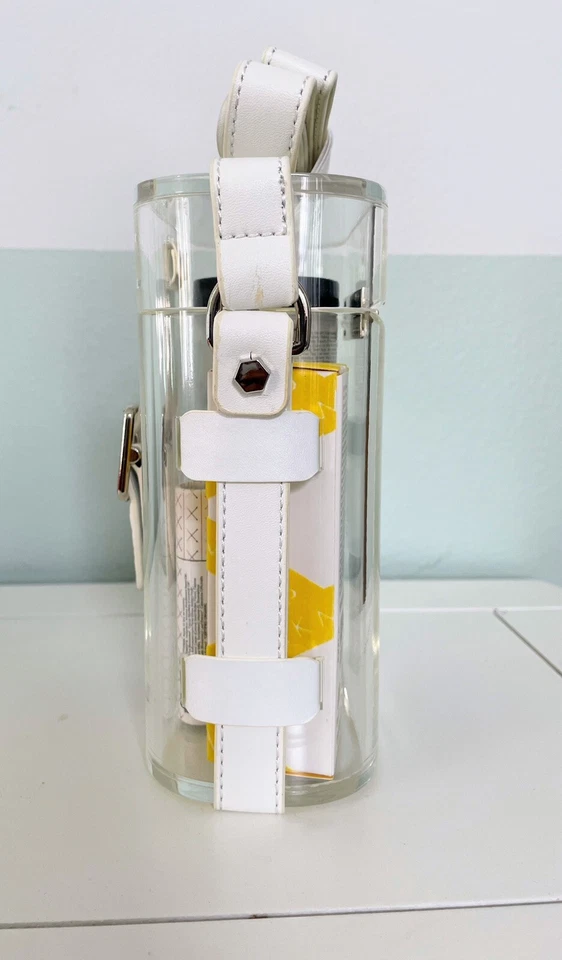 Bolsa de acrílico Beekman 1802 con productos Beekman Foto 4 de 4