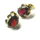 9 CARAT YELLOW GOLD & GARNET FLOWER STUD PIERCED EARRINGS ZNWA54-6