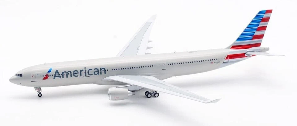 American Airlines / Airbus A330-300 / N278AY / IF333AA1123 / 1:200 - Image 2 of 4