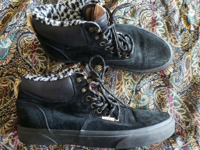 fur lined vans