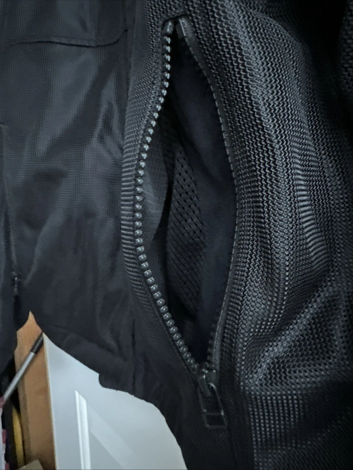Jaqueta Dainese Sevilla Air Tex Masculina Preta - EUA 38 Euro 48- Média, Nova Com Etiquetas - Imagem 4 de 4