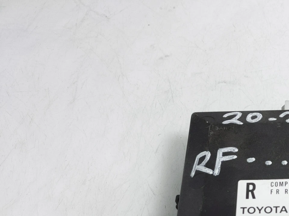 02 03 04 05 06 07 08 Unidad de control Mpx puerta pasajero Lexus Sc430 89222-24010 Foto 2 de 4