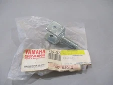 NOS Yamaha OEM Bracket 1 1976-1981 XT500 1979-1981 DT175 DT125 120-27432-02