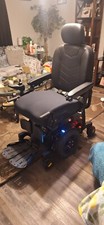 2023 Quantum Q6 Edge 3 Stretto power wheelchair and lift used in great condition