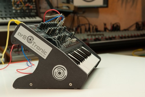 Arturia Microbrute Echtholz Ständer Halter Tier Rack Stand MDF Anthrazit - Picture 11 of 11