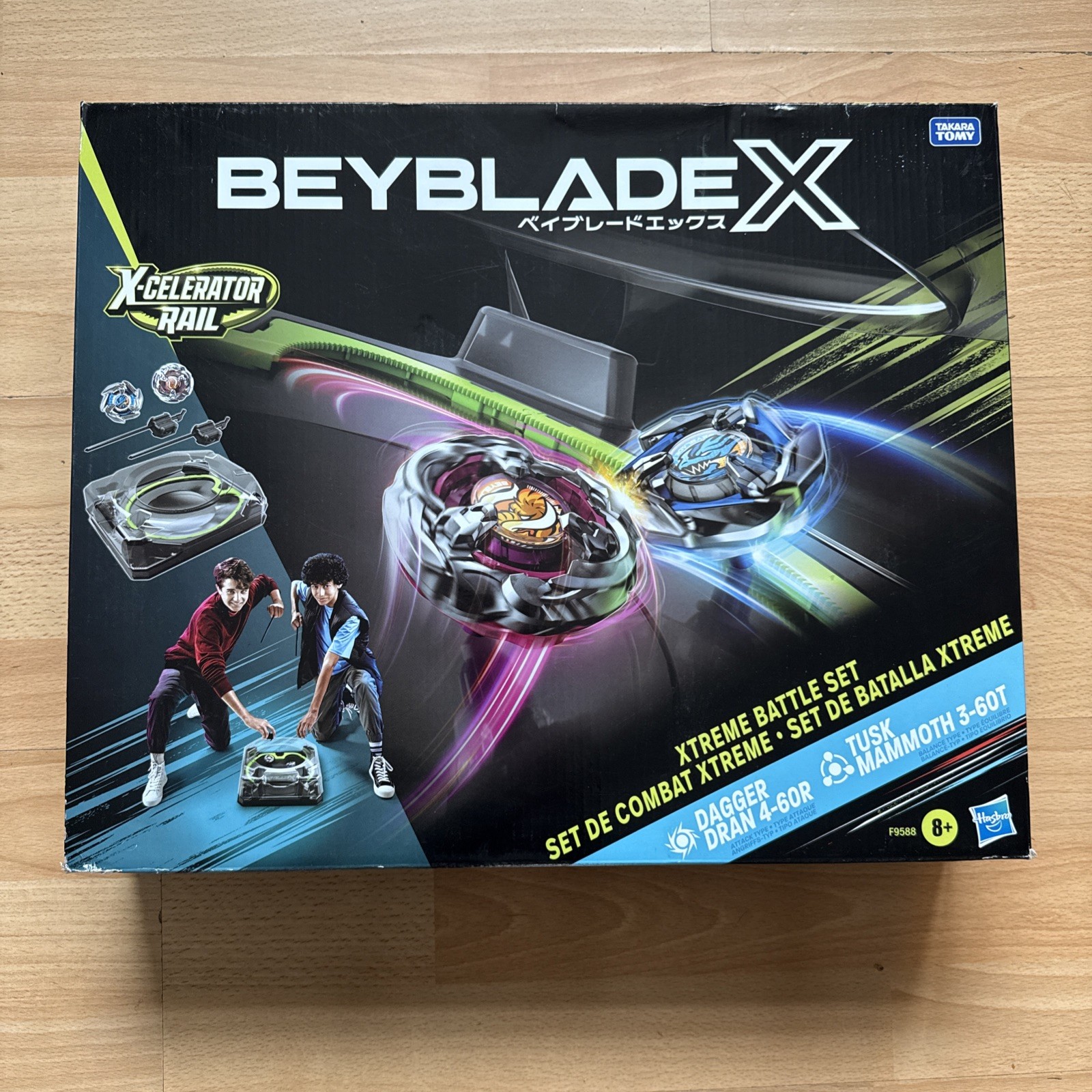 Beyblade X Xtreme Battle Set, Includes Beystadium, 2 Spinning Tops & Launchers,