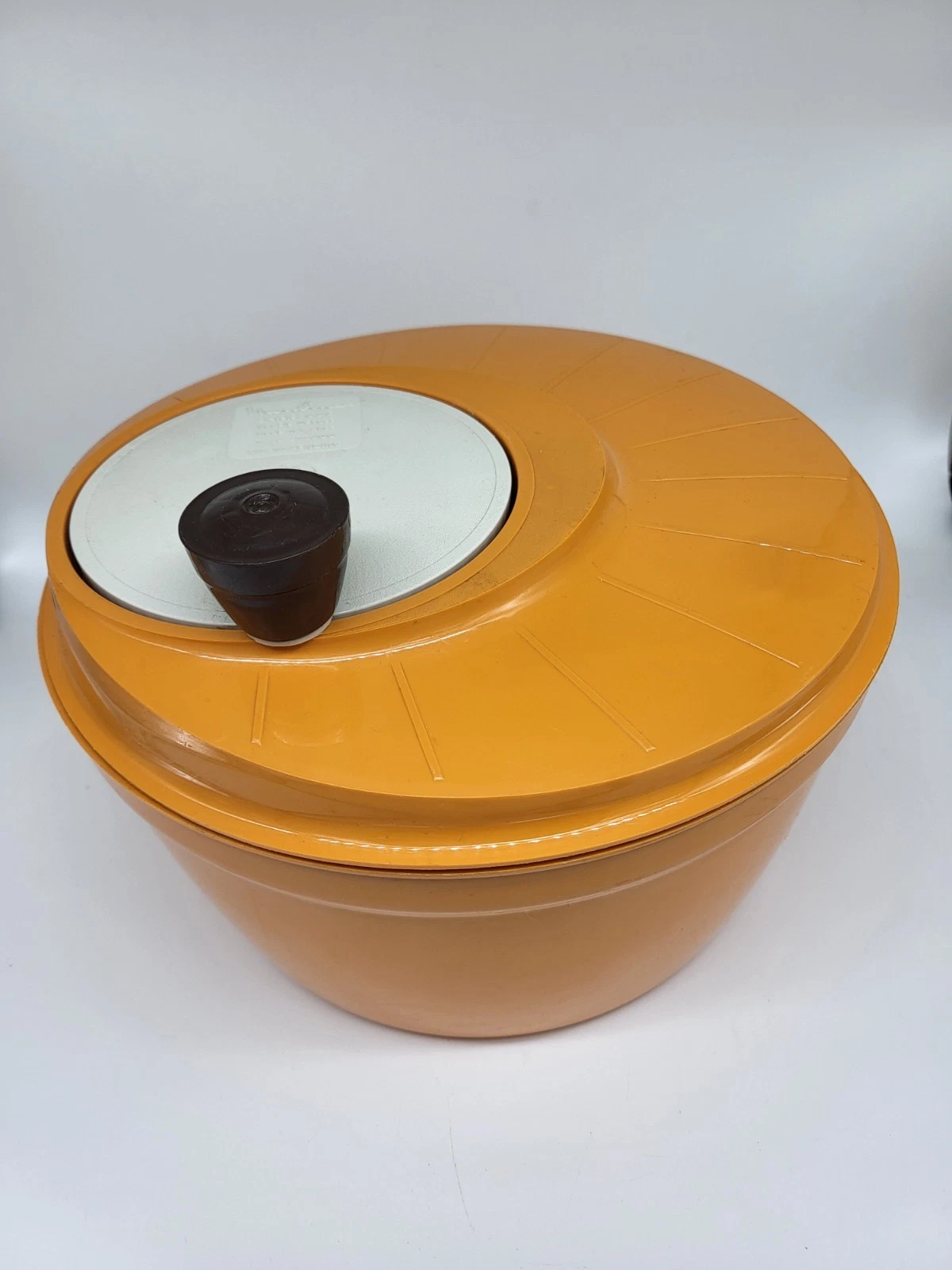 Vintage Moulinex Orange Salad Spinner 1970s Model 313000 France Working Vintage
Opens in a new windo