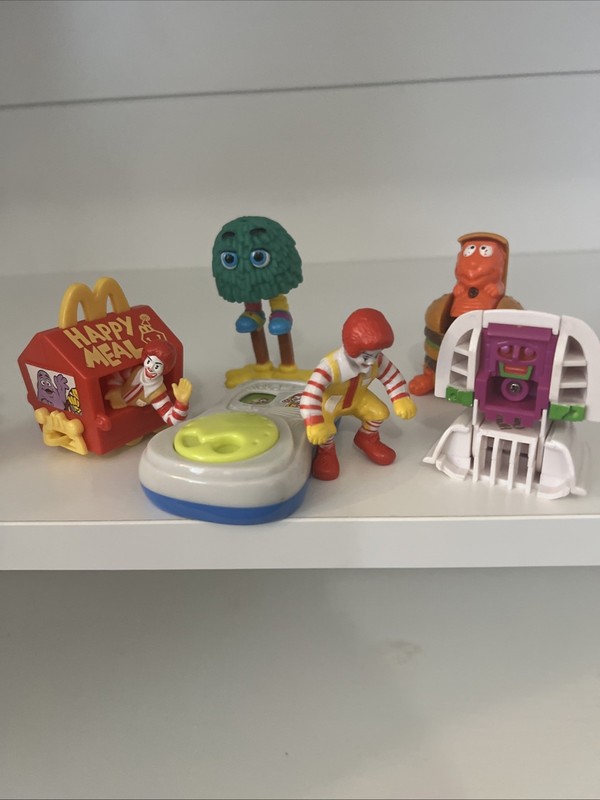 McDonald’s Happy Meal Toys Lot X 7 Transformer Robot And More