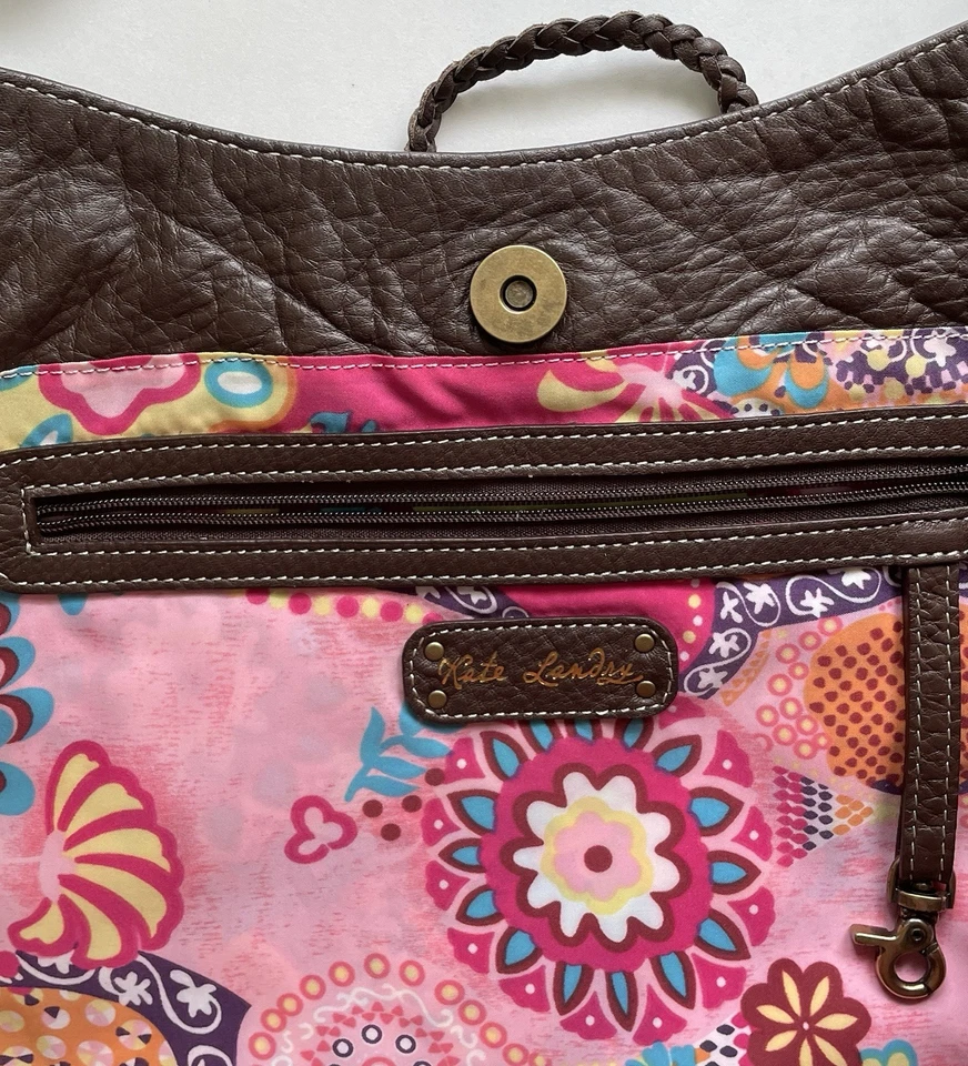 Bolso de Mano Kate Landry Cartera Cuero de Vaca Tejido de Paja Latón Hardware Bolsillos Floral Foto 4 de 4