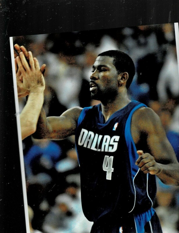 SUPER RARE!! 8X10 VINTAGE ORIGINAL PHOTO NBA STAR MICHAEL FIN IN GAMES!!