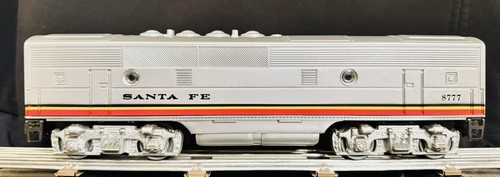 Vintage Lionel O Gauge Santa Fe F3 A-B-A Diesel Locomotive Set #8652 8653 8777 - Picture 3 of 15
