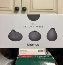 NEW in box Blomus NONA Bud Vases, set of 3, graphite color