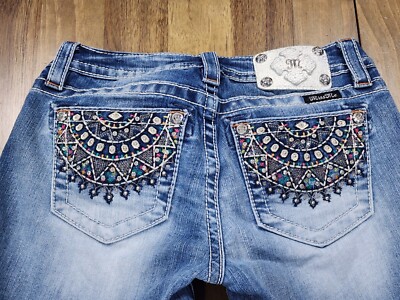 Miss Me Cuffed Capri Jeans Sz 27 Mid-Rise Rhinestones Embroidered Beads  Womens