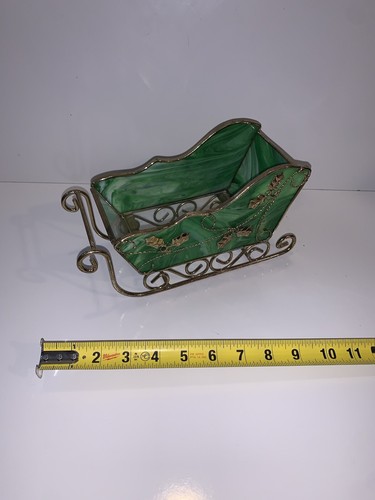 Vintage Sleigh Centerpiece Gold Metal Wire & Poinsettia Design Ornate Tabletop - Picture 5 of 5