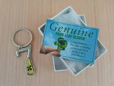 Lucky Seven Keychain Real Genuine Four Leaf Clover Casino Lover Gift Idea Silver