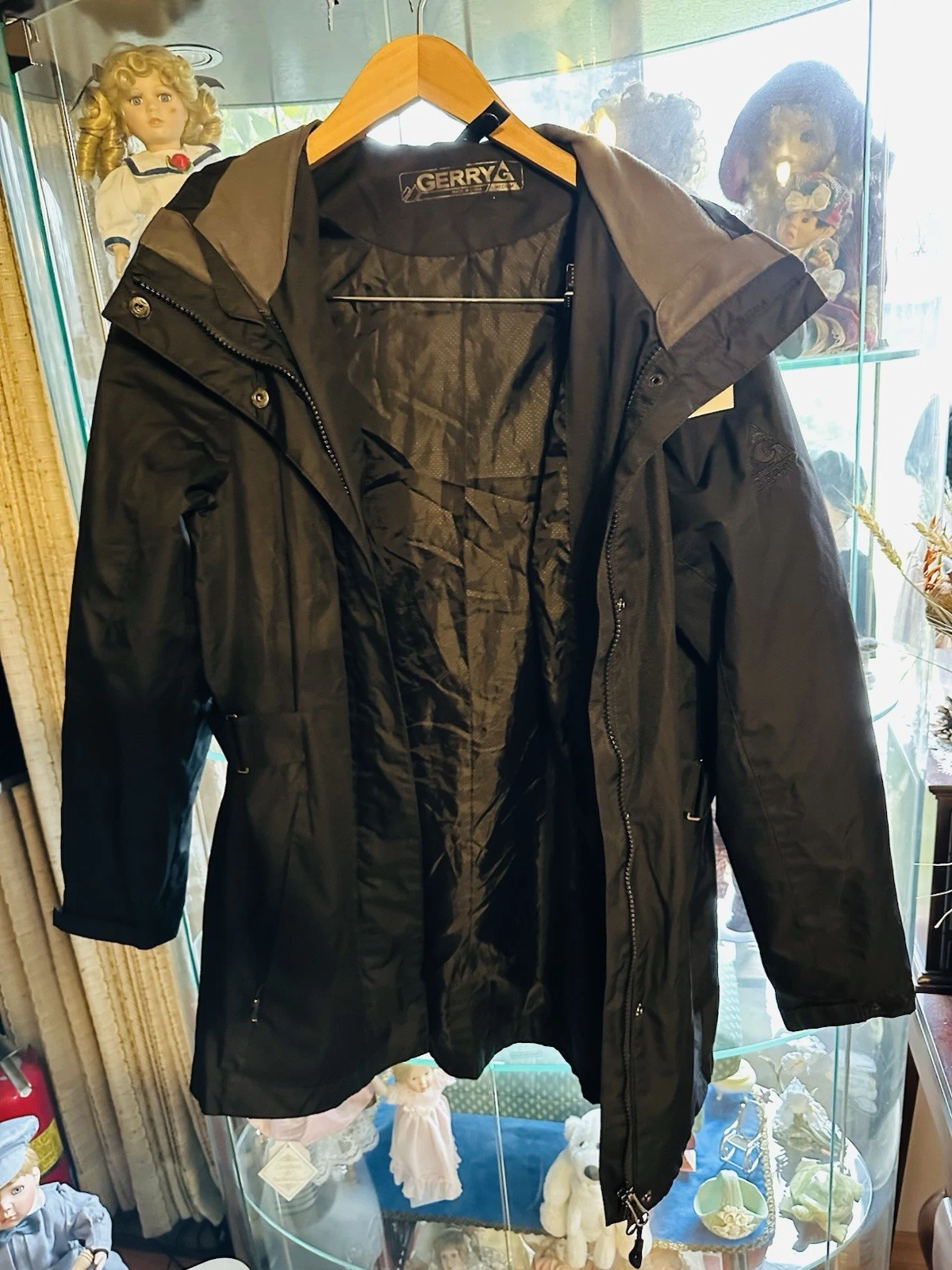 Gerry Black Hooded Outdoor Jacket - Medium