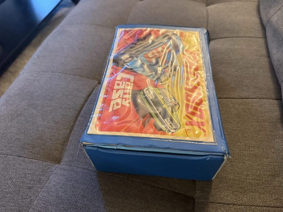 Vintage 1971 Lesney Matchbox 24 Car Carry Case With Car Holders - Image 4 of 4