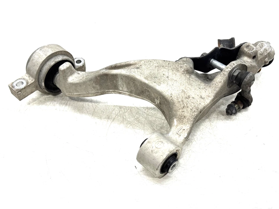 NISSAN 370Z 2009-2020 BRAZO DE CONTROL INFERIOR DELANTERO IZQUIERDO LADO DEL CONDUCTOR BRAZO DE SUSPENSIÓN OE Foto 3 de 4