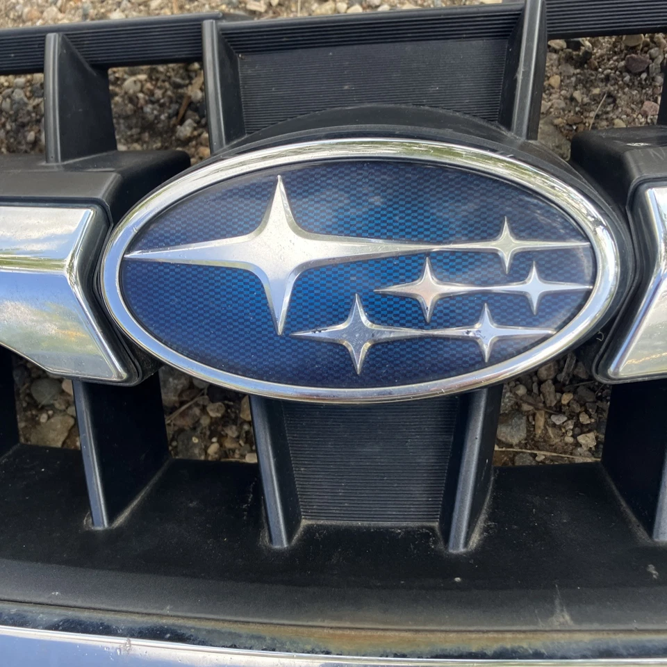 Parrilla superior delantera Subaru Outback 2008 a 2009 N5507 DG fabricante original Foto 4 de 4