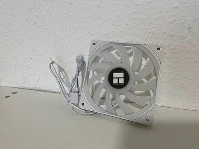 Thermalright 120mm Slim Lüfter   Weiß   ARGB   NEU & Unbenutzt