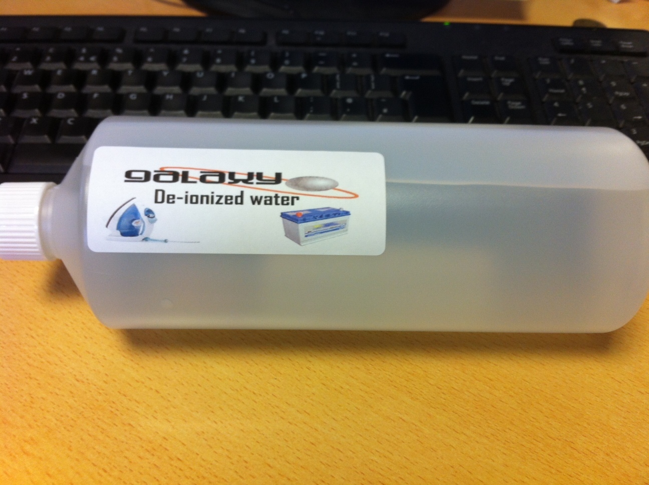 Deionised / Deionized / Demineralised / Purified Water 1 Litre (2x500ml)