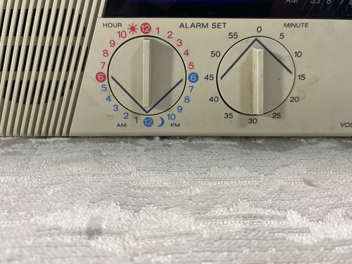 Sony AM/FM Vintage Digital Radio Alarm Clock EZ-3 Dream Machine Tested Repair - Picture 8 of 9