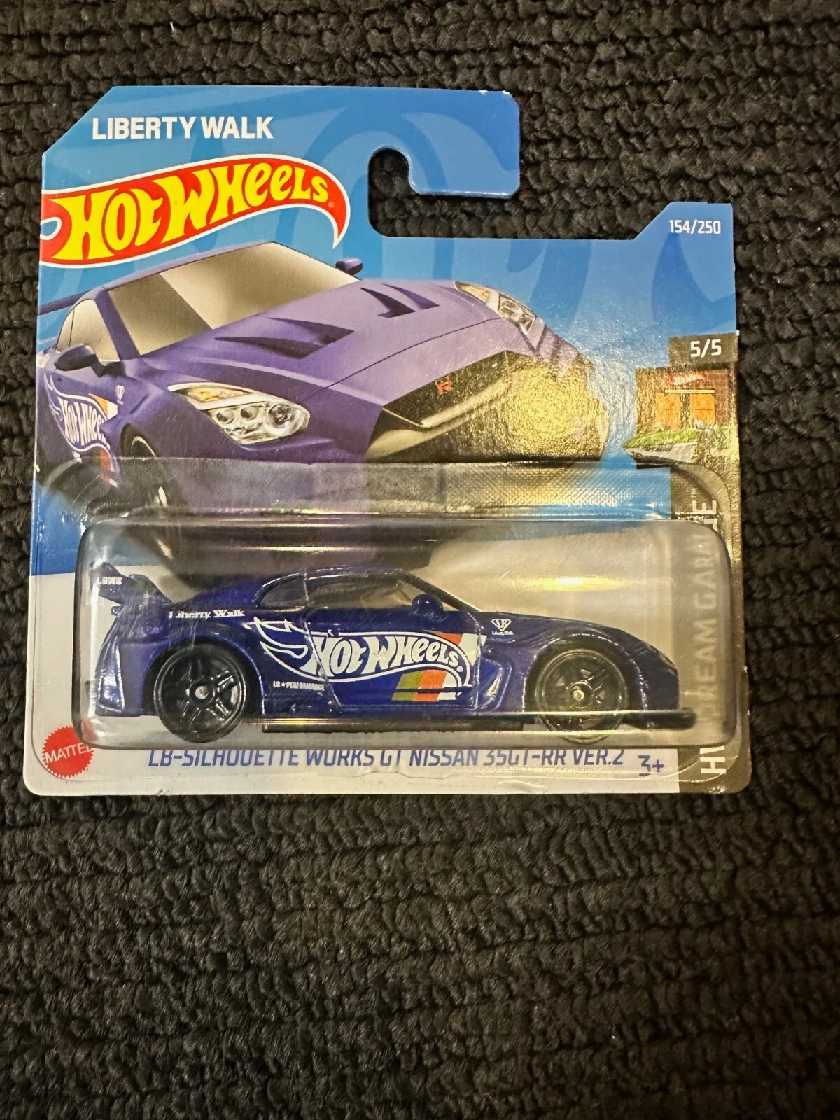 Picture 18 of 103