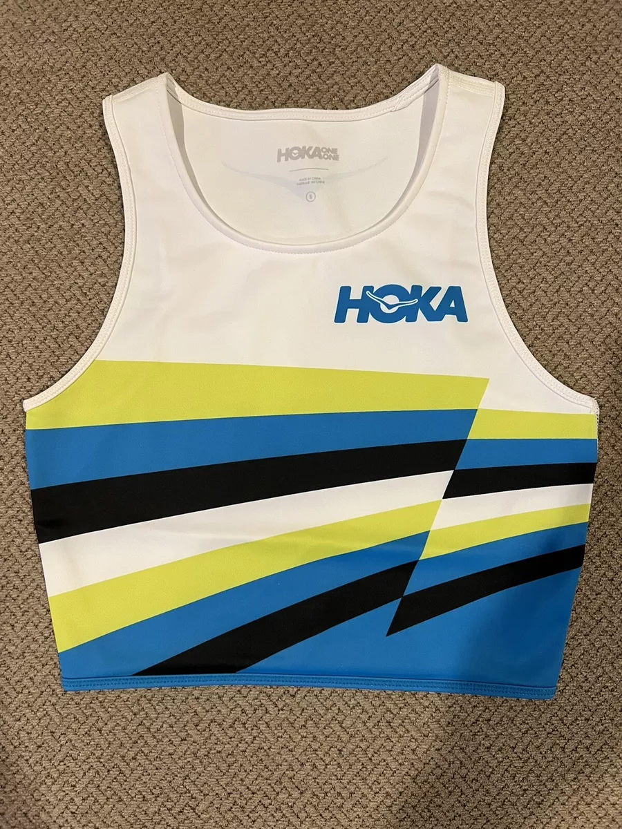 Hoka running best sale top