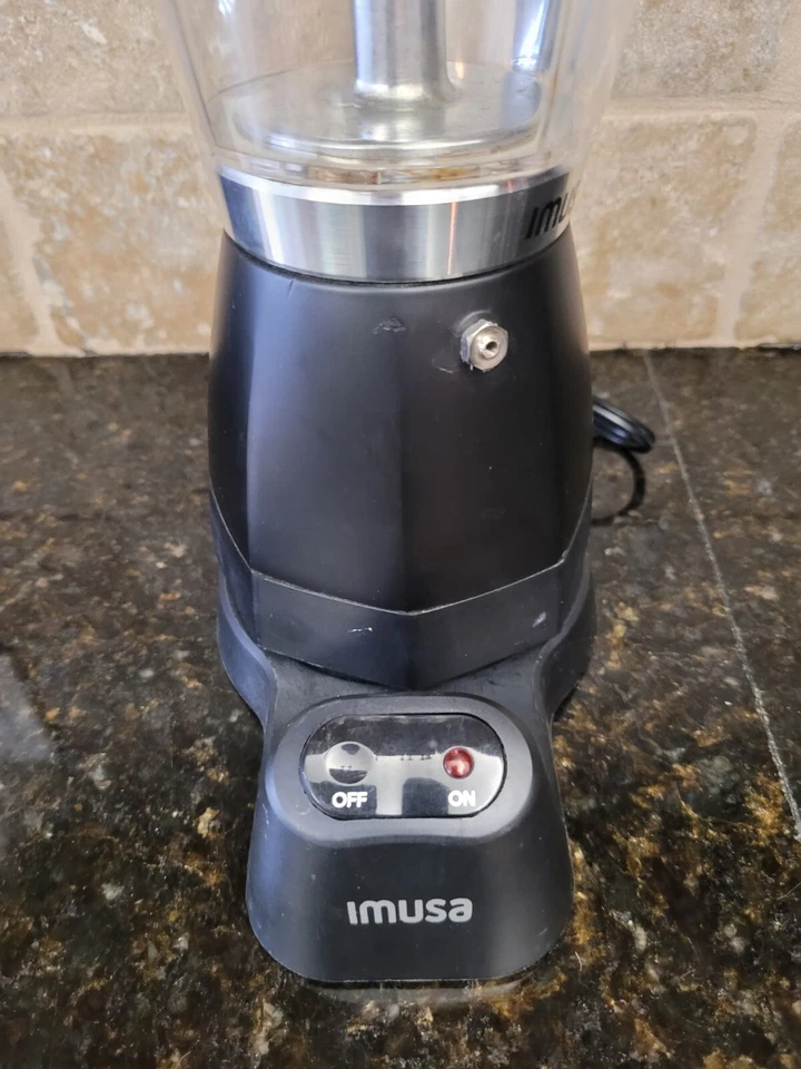 Cafetera espresso de aluminio IMUSA negra 3-6 tazas Foto 4 de 4