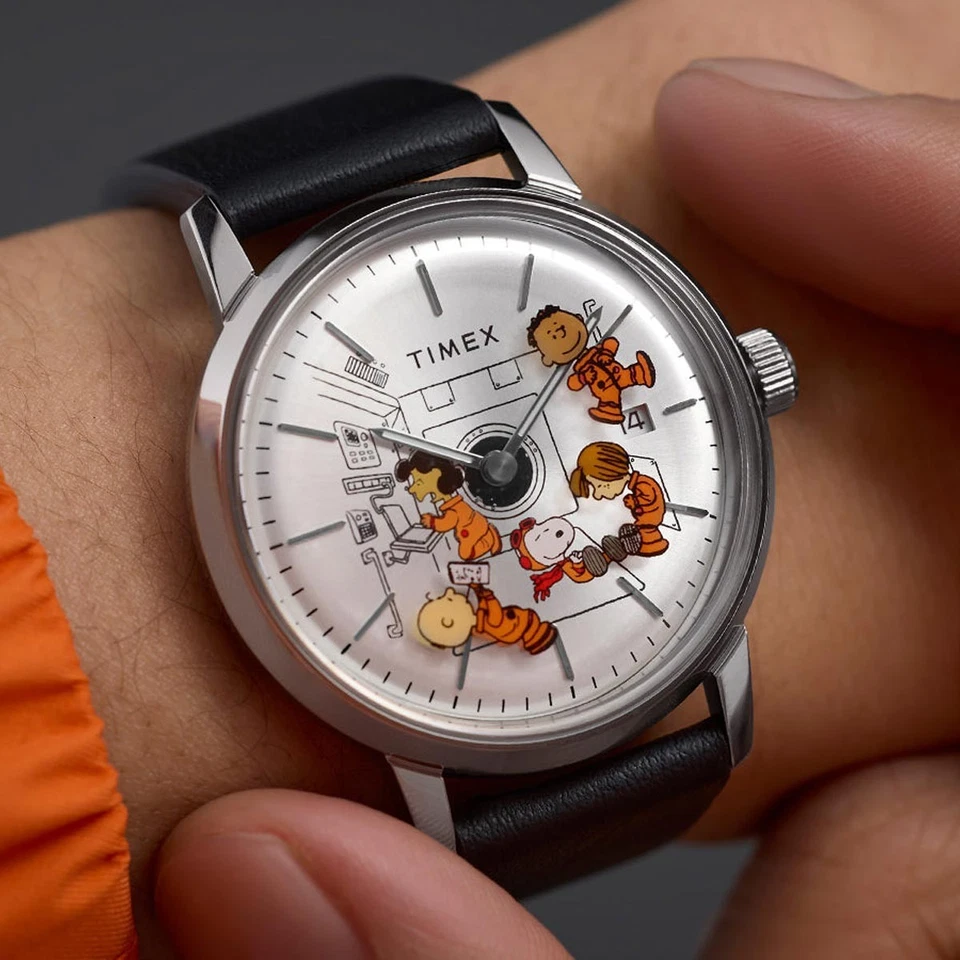 Timex Peanuts Gang Snoopy Space Marlin Automatic Limited Edition Watch TW2W87200 - image 3 of 4