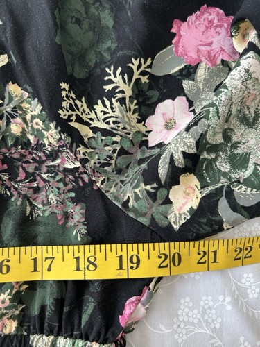 American Rag Cie Womens Blouse Black Floral Button Up Long Sleeve V-Neck Size XL - Picture 9 of 10