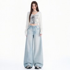 Women's loose-fit wide-leg jeans