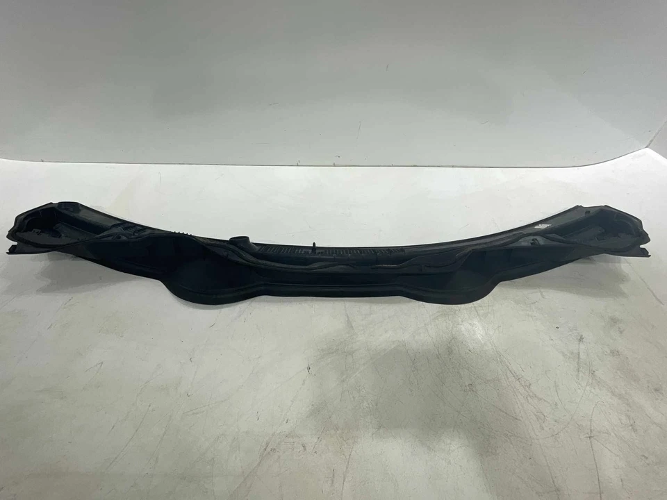 Fits 18 - 25 HONDA ODYSSEY Front Windshield Cowl Vent Panel 74200-THR-A0 OEM - Image 4 of 4
