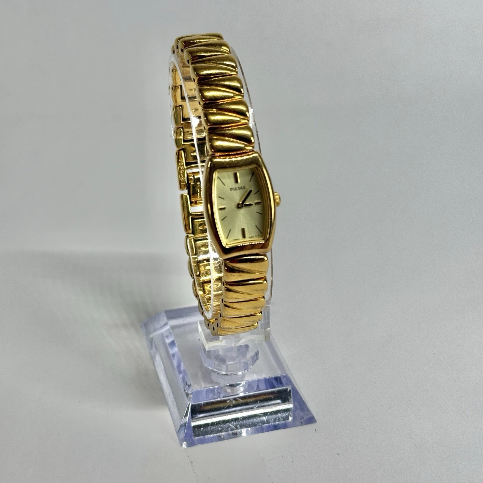 PULSAR 1N00-0FG0 Analog Quartz Gold Tone Women Vintage Watch W611 *WORKING