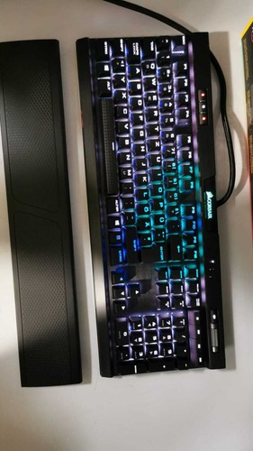 Corsair K70 RGB MK.2 Mechanische Gaming Tastatur Cherry MX Red RGB LED QWERTZ - Bild 3 von 8