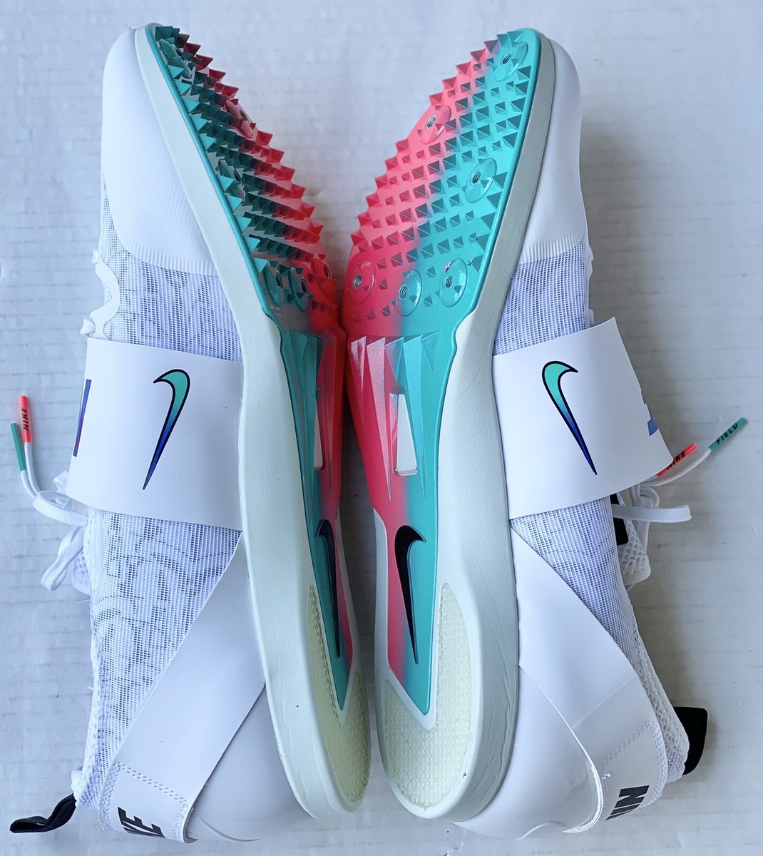 Nike Pole Vault Elite Track And Field Cleats AA1204-100  display picture 1