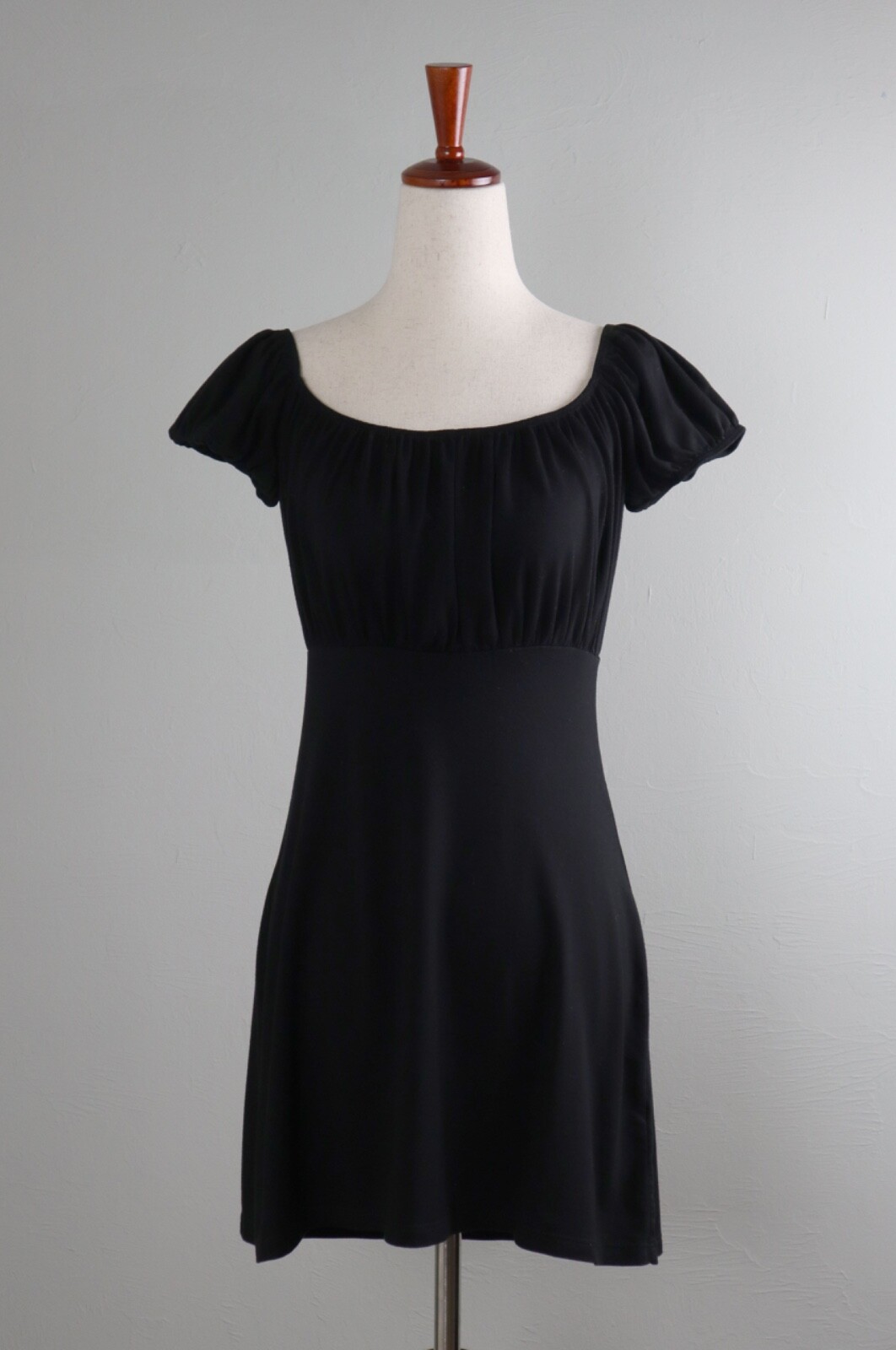 REFORMATION Jeans Solid Black Soft Stretch Shirre… - image 1