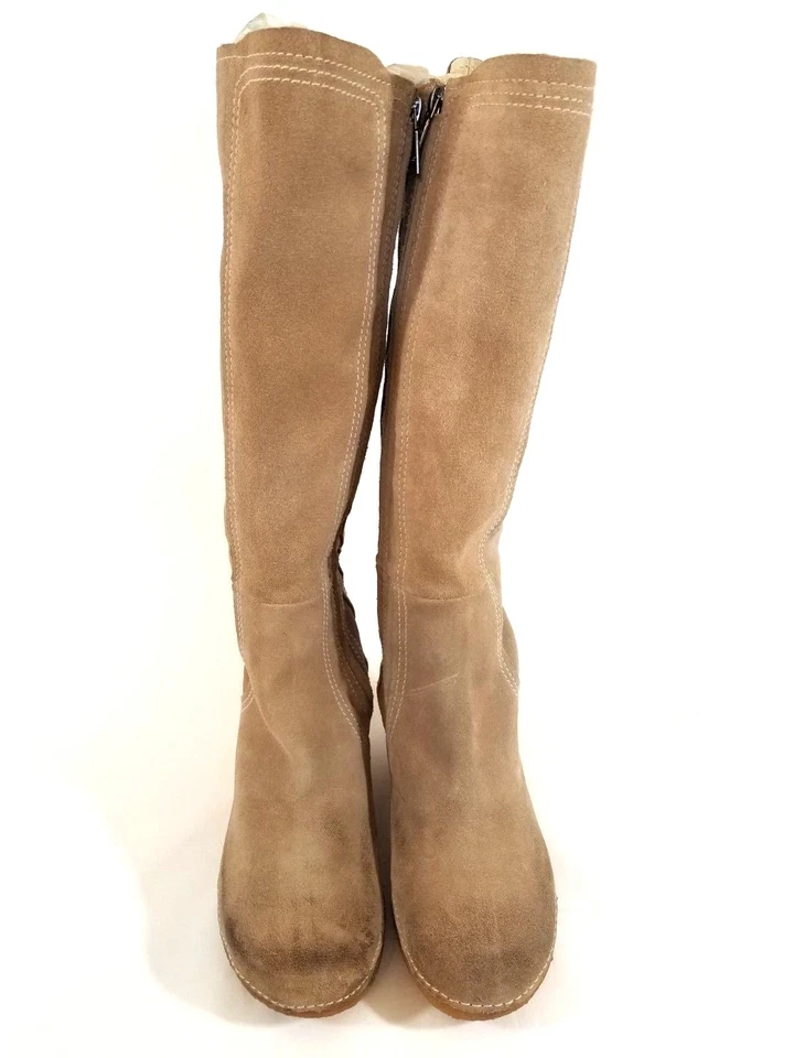 Botas altas de gamuza caqui con suela de goma moldeada con eje de 14" para mujer Tsubo talla 7 Z965 Foto 2 de 4