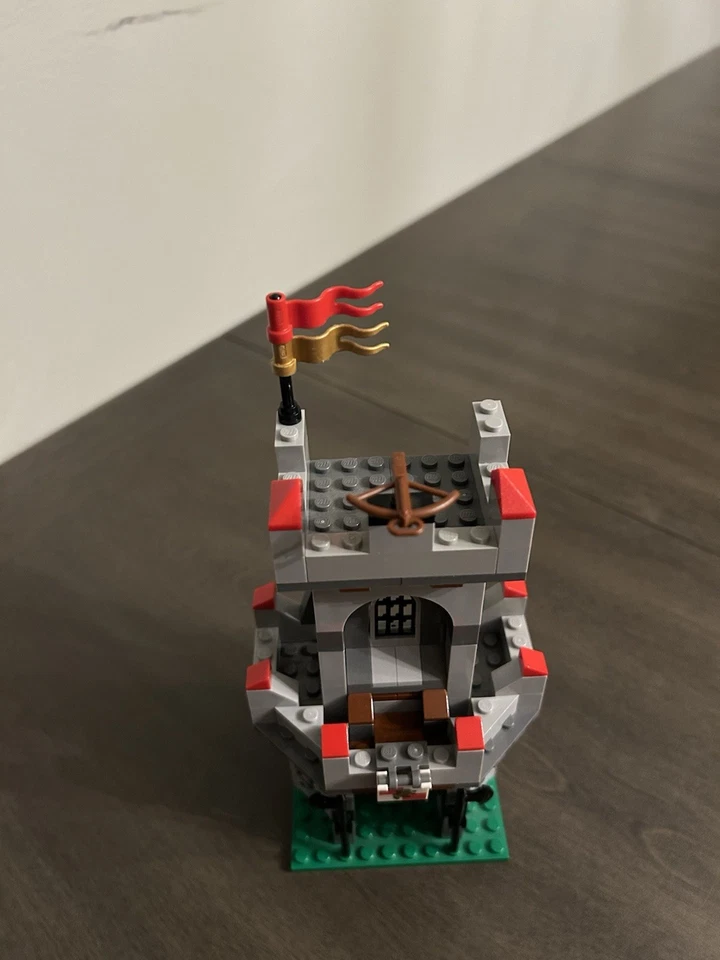 Lego Kingdoms Outpost Attack (7948) 100% completo con minifiguras Foto 3 de 4