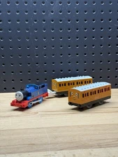 Thomas & Friends Train Engine Trackmaster Motorized Real Steam Along Tomy