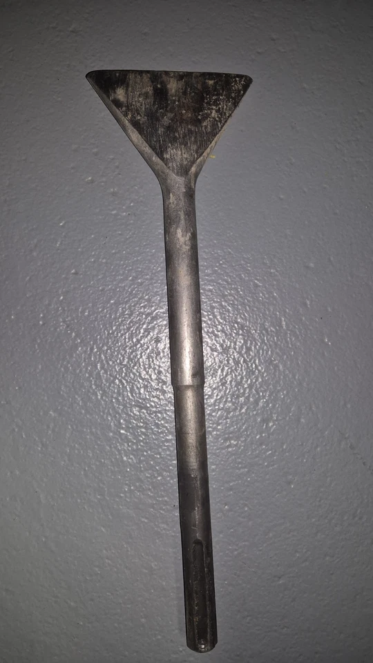 HILTI Spitzmeißel TE YP SM36 neuer Artikel plus ein Flachmeißel gebraucht - Bild 3 von 3